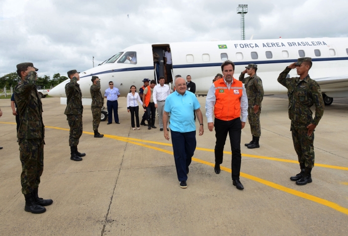 Ministro da Integração vai a Eirunepé e avalia enchente do rio