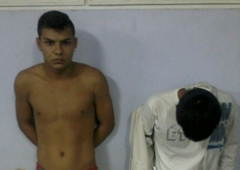 Adolescente que assaltavam nas paradas de ônibus da Avenida Paraíba são presos