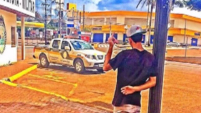  Adolescentes 'tiram onda' com polícia na internet e se dão mal