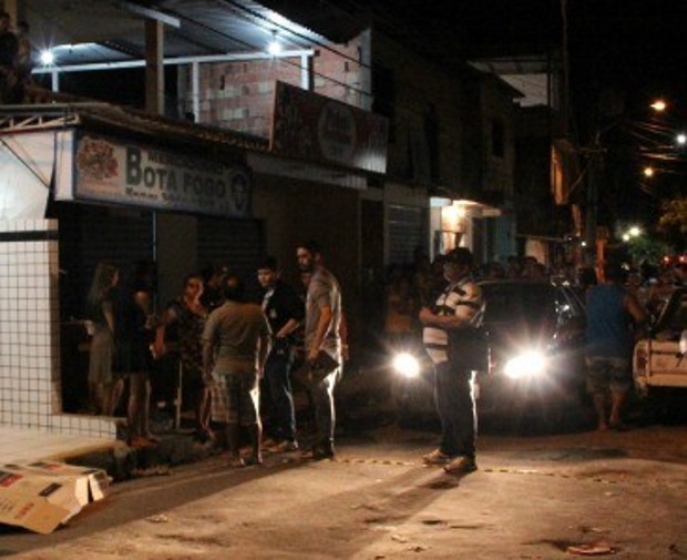 No bairro do Coroado, Homem é metralhado com 9 tiros 