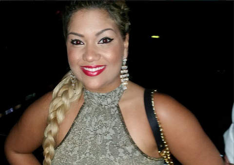 Mulher Filé posa seminua para divulgar novo clipe