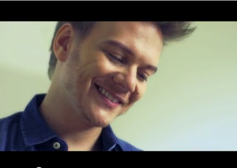 Confira o novo clipe de Michel Teló, "Maria"