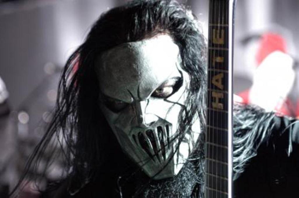 Antes de vir para o Rock in Rio, Guitarrista do Slipknot é esfaqueado na cabeça 