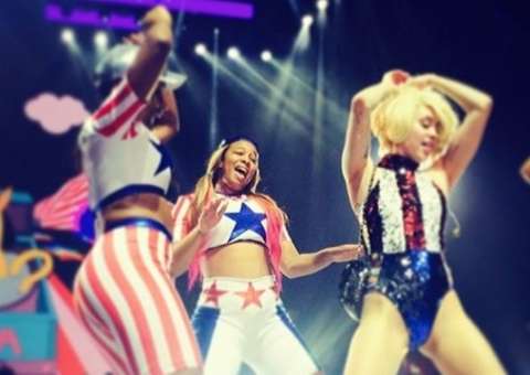 Miley Cyrus classifica sua turnê como 'Educativa'