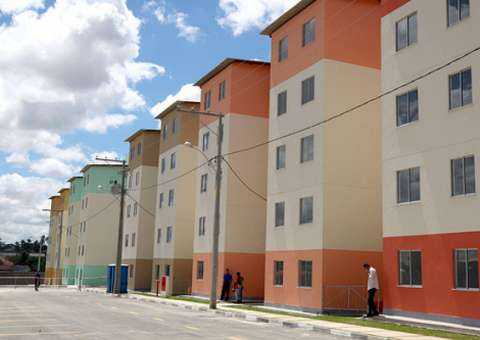 MPF investiga político do Amazonas que estaria fazendo cadastramento irregular para o Minha Casa, Minha Vida