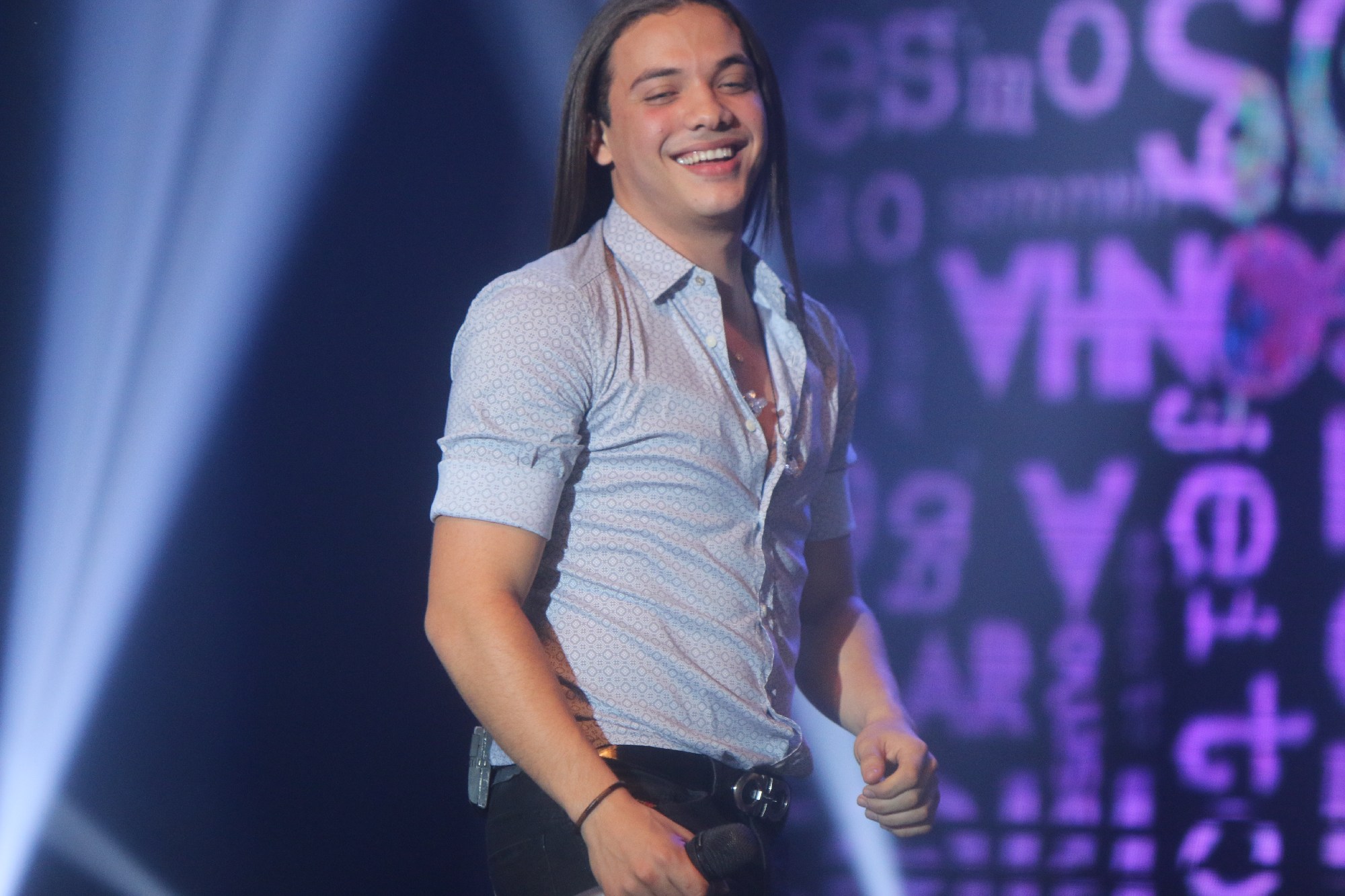 Wesley Safadão fala sobre acidente e agradece apoio dos fãs