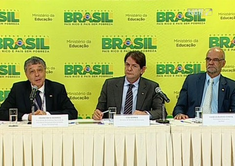 529 mil alunos ficaram com nota zero na redação do Enem 2014