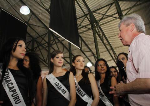 Mulheres bonitas invadem o Adolfo Lisboa