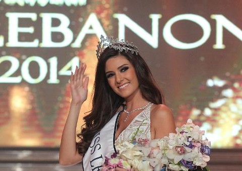 Selfie não desejada de Miss Líbano e Miss Israel gera polêmica no Miss Universo