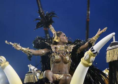 Show de brilho e mulher bonita na Sapucai