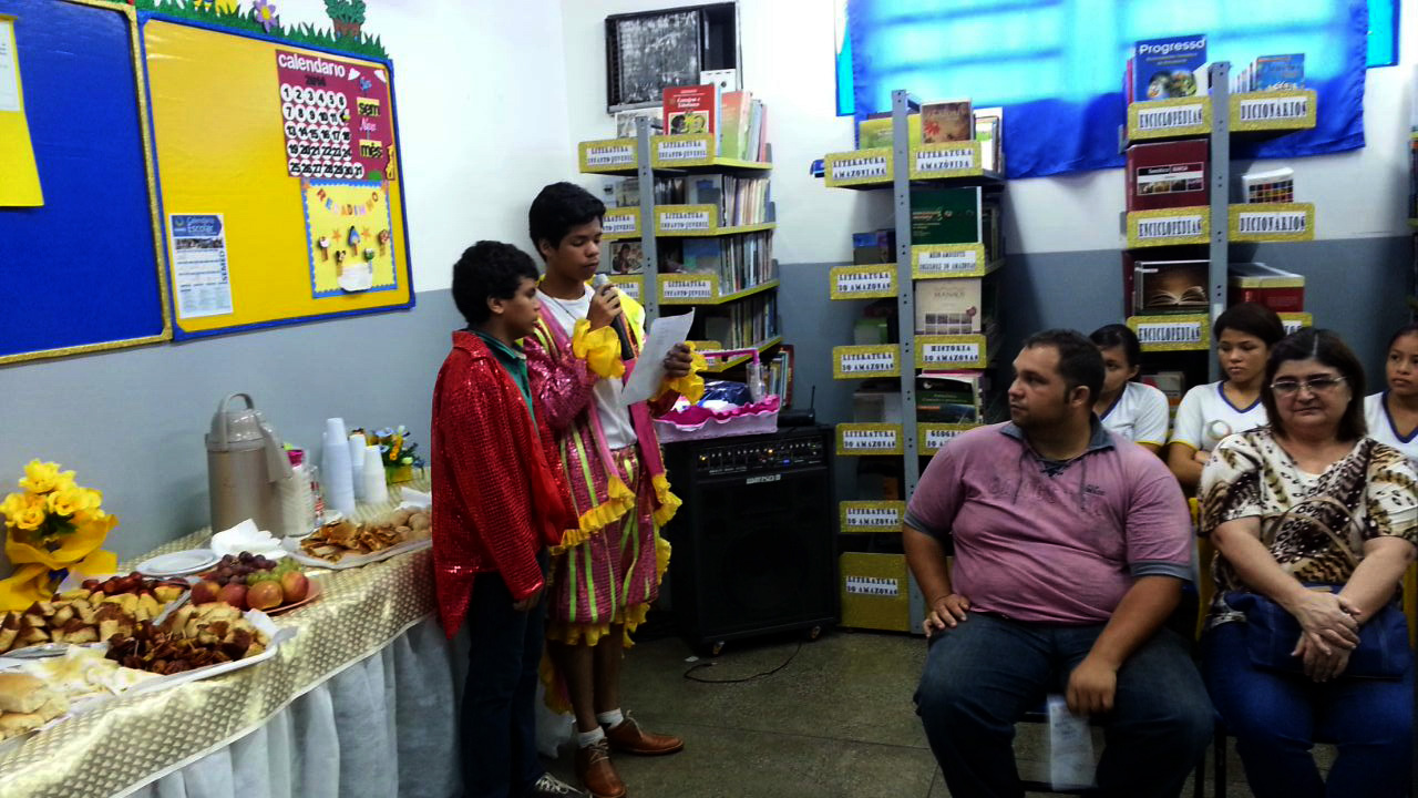Biblioteca da Escola Municipal Vila Lobos é reinaugurada
