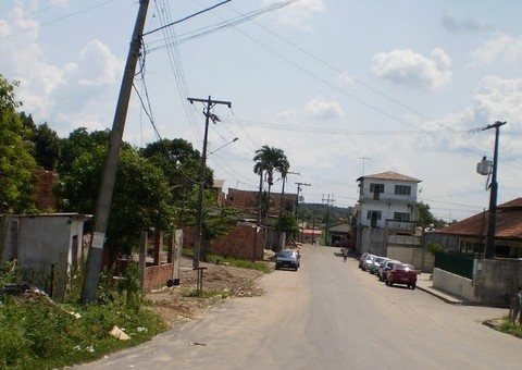 Motoqueiro mata soldador com quatro tiros no Monte das Oliveiras