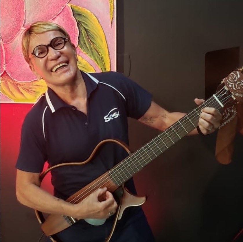 Cantor Zezinho Correa morre vítima de covid em Manaus