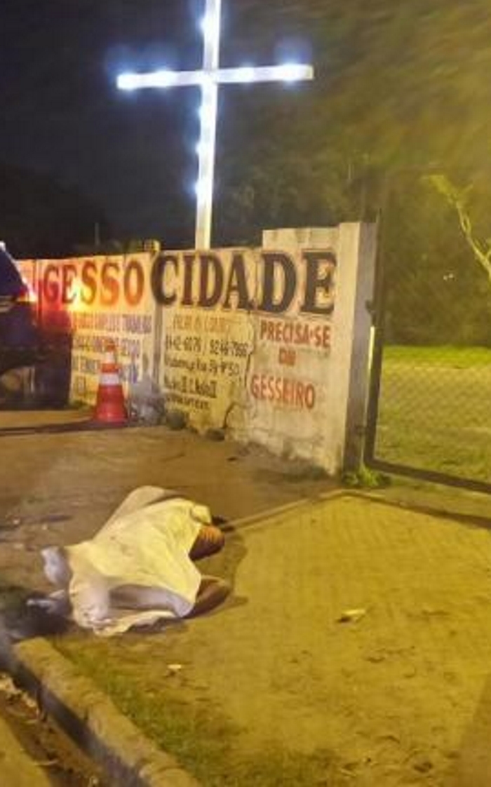 Morador de rua é morto a tiros por suposto acerto de contas