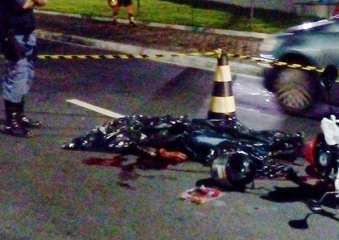 Carro em alta velocidade atinge Bros e mata mototaxista