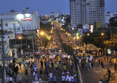 Djalma Batista vira palco da Manifestação em Manaus. Alguns foram presos