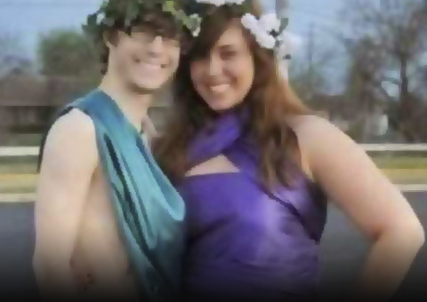 Jovem casa com gordinha da escola e ela acaba fazendo uma surpresa