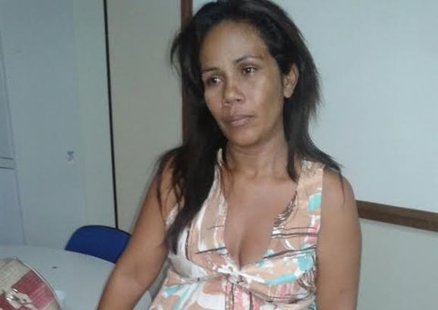 Mulher esconde 59 trouxinhas de droga na calcinha da filha menor