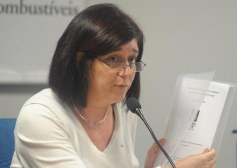 Brasil licitará campo de pré-sal com maiores reservas de petróleo do país