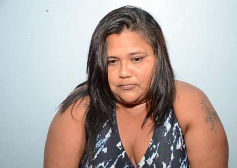 Mulher é presa por usar a própria filha como ' aviãozinho' do tráfico