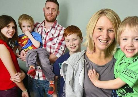 Mulher se diz viciada em ter filhos