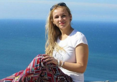 Mulher morre eletrocutada por iPhone na Rússia