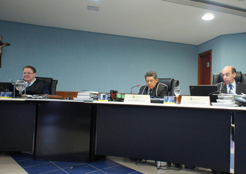 Prefeito do Amazonas condenado a devolver R$ 4 milhões