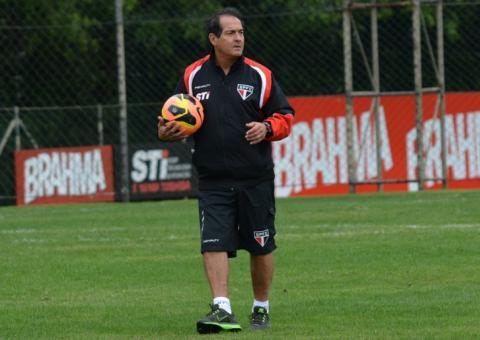 Muricy poupa Aloísio e deve dar chance a Luis Fabiano