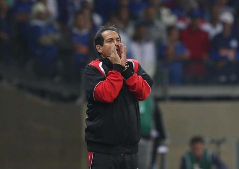 Sem Ganso, Muricy indica volta de Jadson ao São Paulo