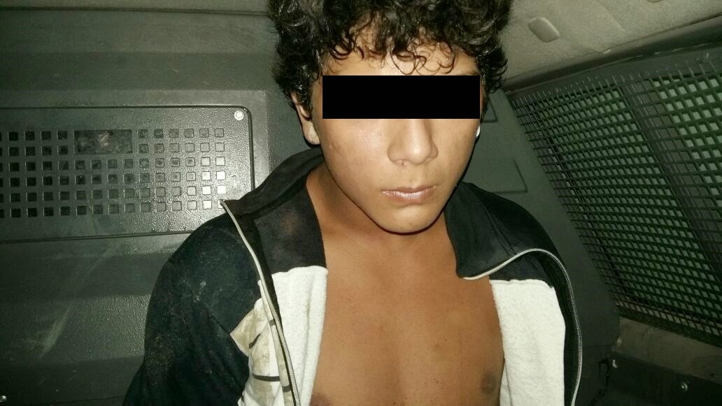 Dupla rende taxista com uma faca e é presa por policiais da 27ª Cicom