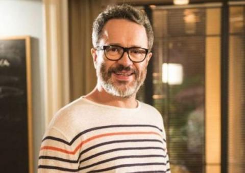 Nando traiu Juliana e é o verdadeiro pai de Bia