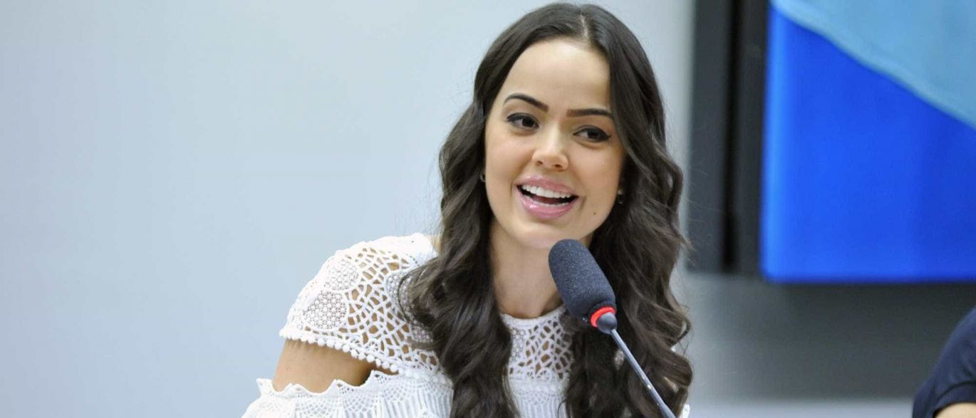 Deputada é chamada de ‘gostosa’ e diz recorrer ao Conselho de Ética