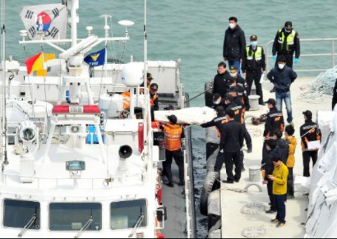 Mais de 120 mortos são confirmados em naufrágio de ferry sul-coreano