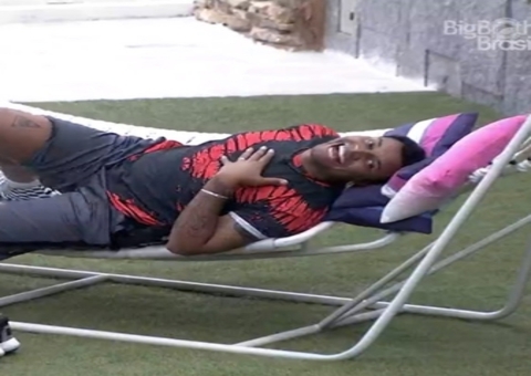 BBB21: Nego Di diz que se masturbaria se deitasse ao lado de Carla Diaz