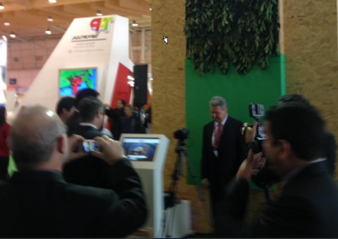  Artur sela protocolo com portugueses para atração de turistas 