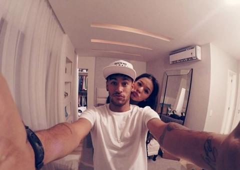 Bruna Marquezine se declara para Neymar antes da Copa