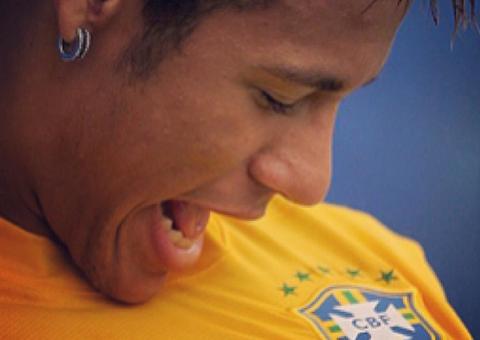 Neymar comemora convocação para Copa das Confederações