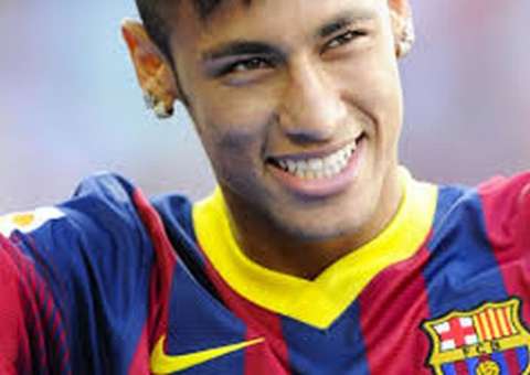 Justiça espanhola acionada sobre contratos de Neymar com o Barcelona