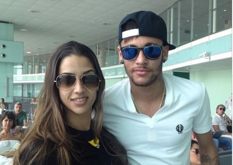  Fã tira sarro e diz que viu Neymar e Bruna Marquezine brigados