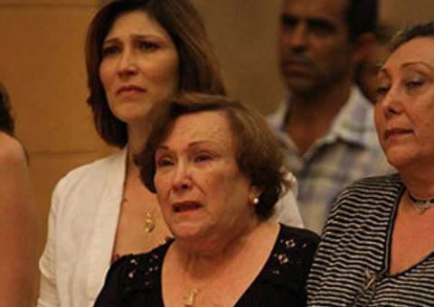 Nicette revela na missa de sétimo  dia as últimas palavras de Paulo Goulart