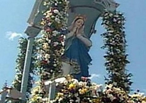  Procissão em homenagem a NS da Conceição reúne 80 mil fiés