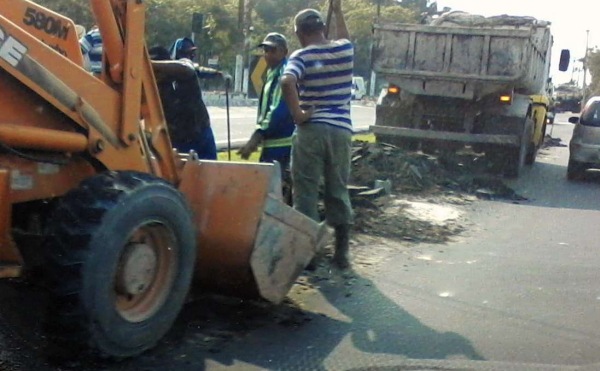 Fluxo de trânsito é reduzido com obras