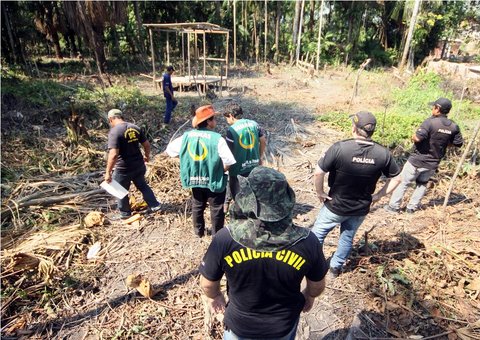 Retirados invasores de área vende no  Águas Claras