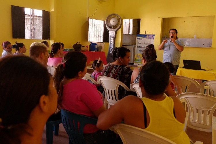 oficina_de_participacao_comunitaria_na_sharp_lucas_silva_srmm-ugpe22_copy.jpg