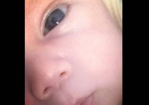 Marido de Aline Moraes publica foto do filho do casal