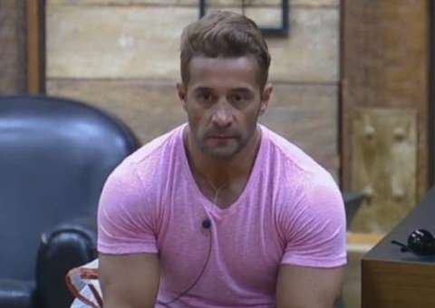 Festa para ajudar Marcos Oliver não teve sucesso