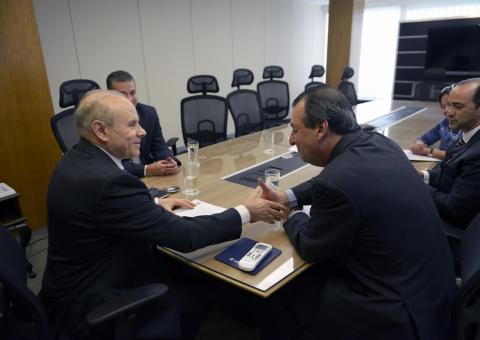 Omar diz que governo Dilma está empenhado em aprovar PEC que prorroga ZFM