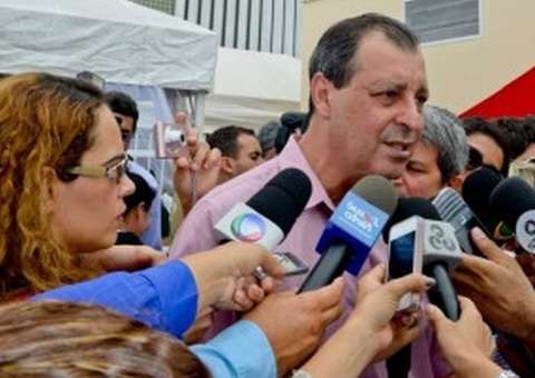 Omar confirma que deixa governo no dia 4 de abril