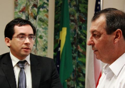 Omar contra  aprovação de PEC que reduz poderes do Ministério Público 