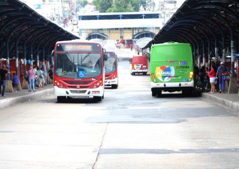 Apesar do aumento da tarifa, domingo foi tranquilo nos terminais